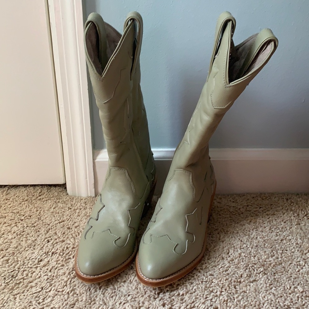 cowgirl boots